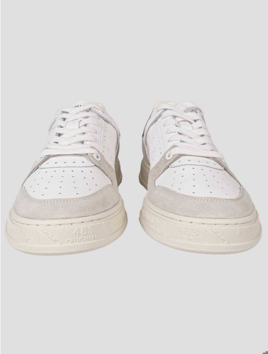 Are White Sneakers Office Appropriate? Stylish Tips to Know